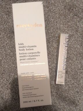 Evereden Kids Multi-Vitamin Body Lotion Cool Peach And Face Crayon